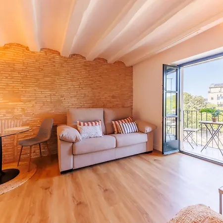 Apartman Bravissimo Calderers, Monthly