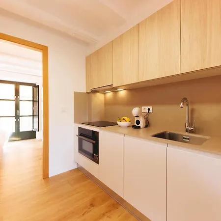 Bravissimo Calderers, Monthly Apartman Girona
