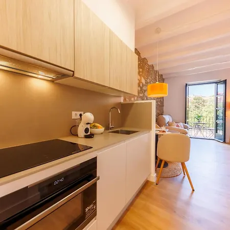Bravissimo Calderers, Monthly Apartman Girona