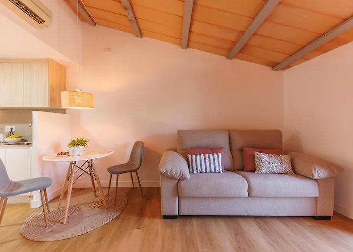 Apartamento Bravissimo Calderers, Monthly
